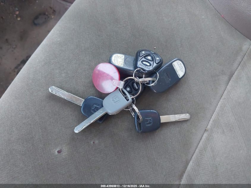 2002 Honda Cr-V Ex VIN: JHLRD78882C002176 Lot: 43965613