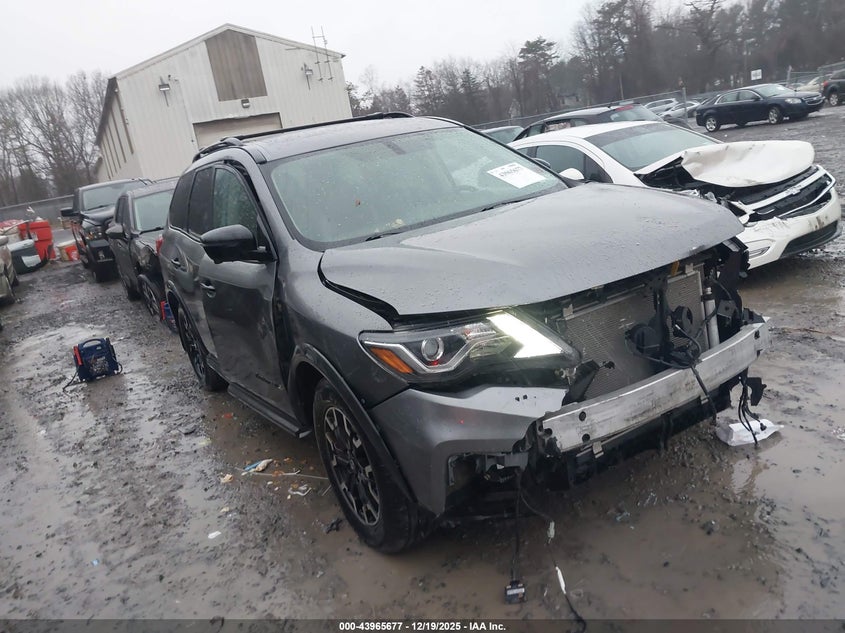 2019 Nissan Pathfinder Sl
