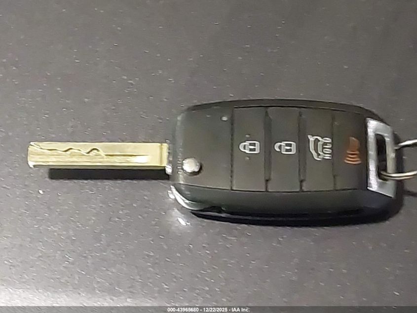 2020 Kia Sorento 2.4L Lx VIN: 5XYPGDA39LG689593 Lot: 43965680