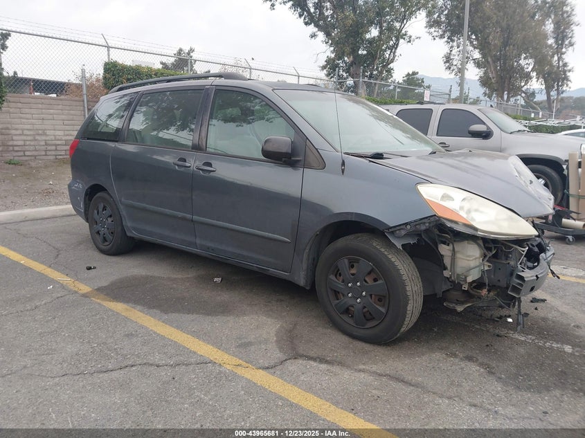 2009 Toyota Sienna Ce