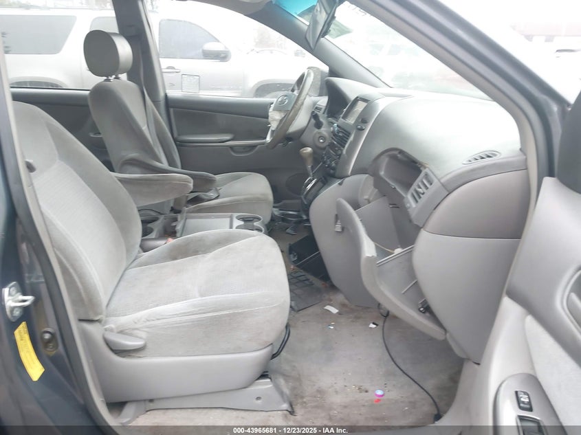 2009 Toyota Sienna Ce