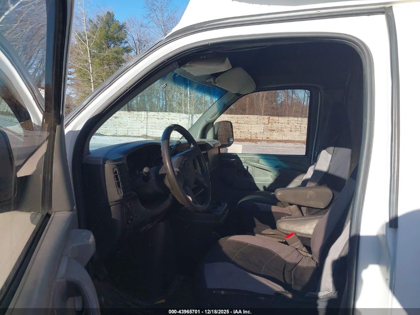 2005 Chevrolet Express Cutaway VIN: 1GBHG31U551259056 Lot: 43965701