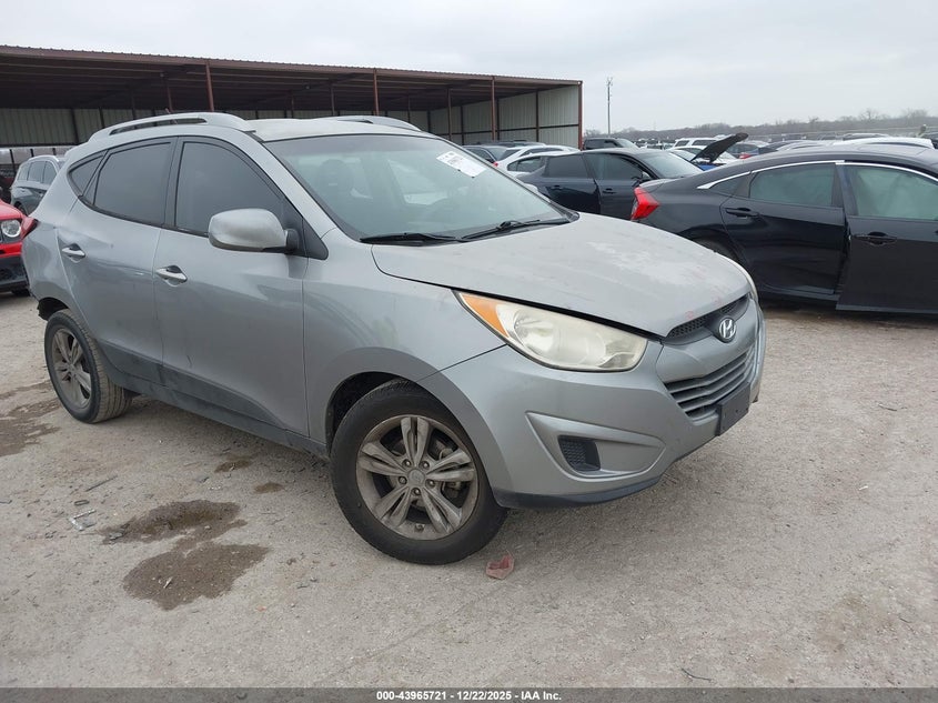 KM8JU3AC1AU095628 2010 Hyundai Tucson Gls auction photo 1
