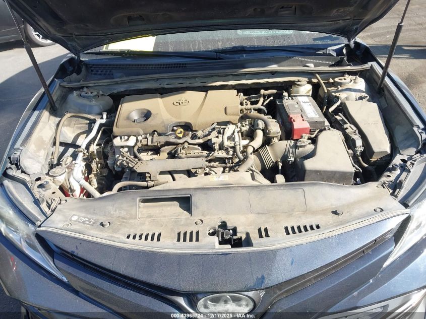 2018 Toyota Camry Le VIN: 4T1B11HKXJU511044 Lot: 43965724