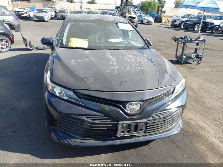 2018 Toyota Camry Le VIN: 4T1B11HKXJU511044 Lot: 43965724