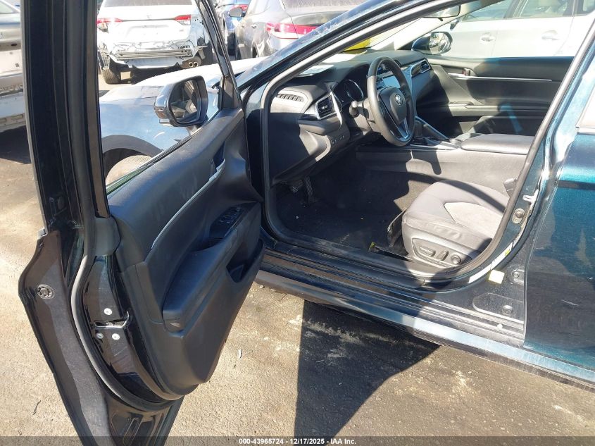 2018 Toyota Camry Le VIN: 4T1B11HKXJU511044 Lot: 43965724