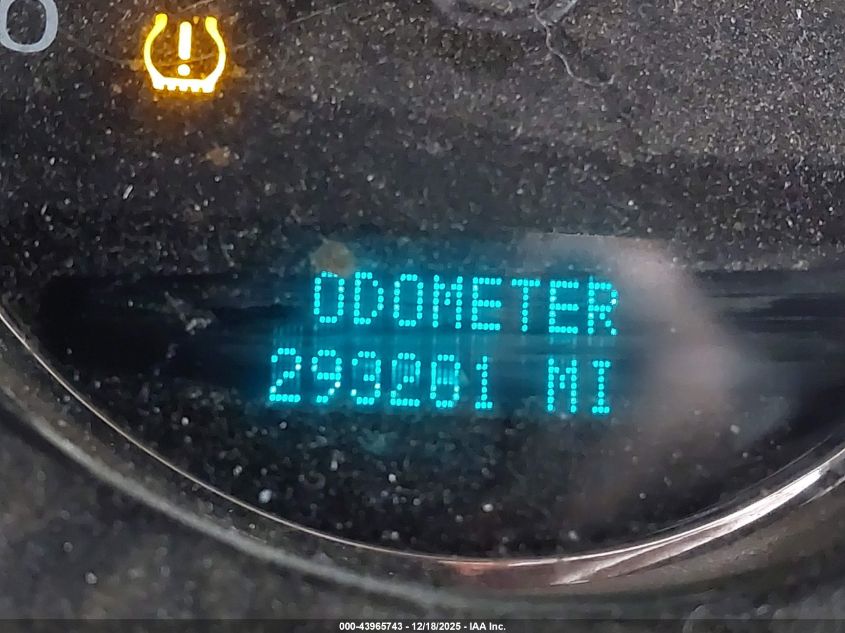 2007 Chevrolet Tahoe Ltz VIN: 1GNFK13057J352668 Lot: 43965743