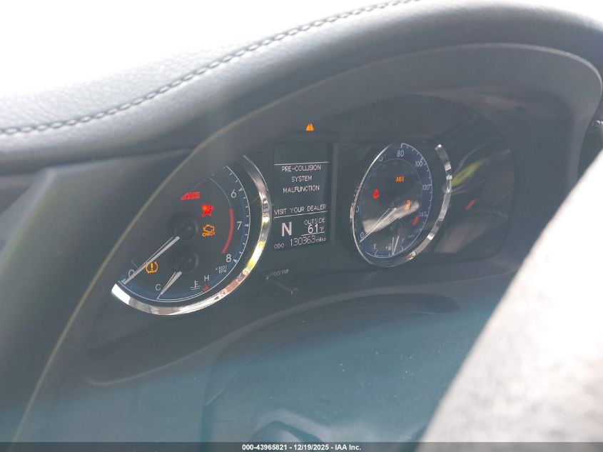 2018 Toyota Corolla Le VIN: 5YFBURHE4JP777273 Lot: 43965821