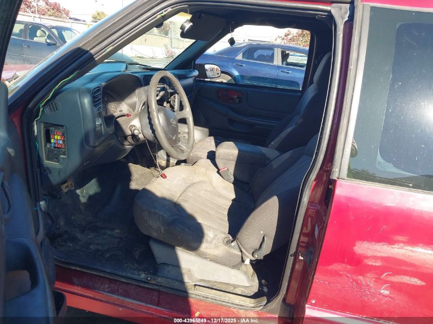 2003 Chevrolet S-10 VIN: 1GCCS19H838133682 Lot: 43965849