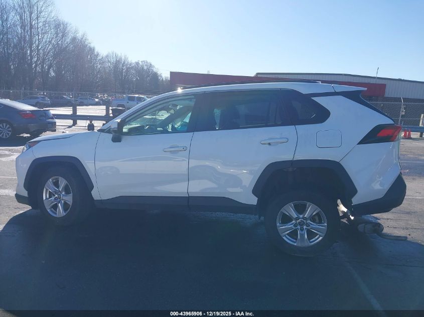 2021 Toyota Rav4 Xle VIN: 2T3W1RFV0MW172108 Lot: 43965906