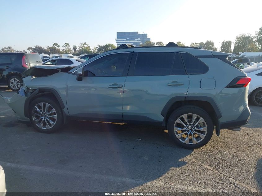 2022 Toyota Rav4 Xle Premium VIN: 2T3C1RFV0NW220453 Lot: 43965920