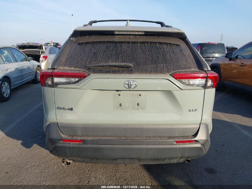 2022 Toyota Rav4 Xle Premium VIN: 2T3C1RFV0NW220453 Lot: 43965920