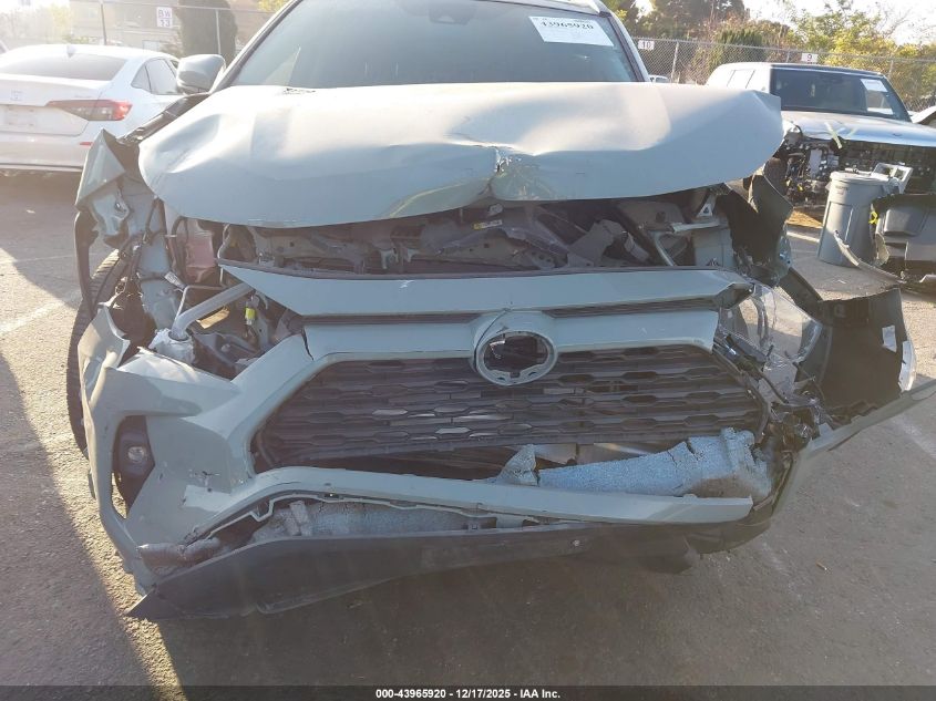 2022 Toyota Rav4 Xle Premium VIN: 2T3C1RFV0NW220453 Lot: 43965920