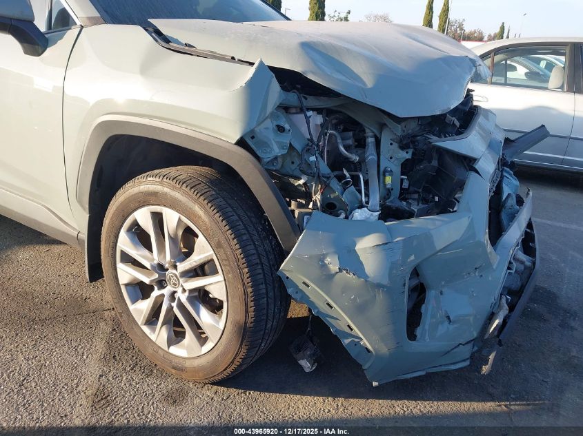 2022 Toyota Rav4 Xle Premium VIN: 2T3C1RFV0NW220453 Lot: 43965920