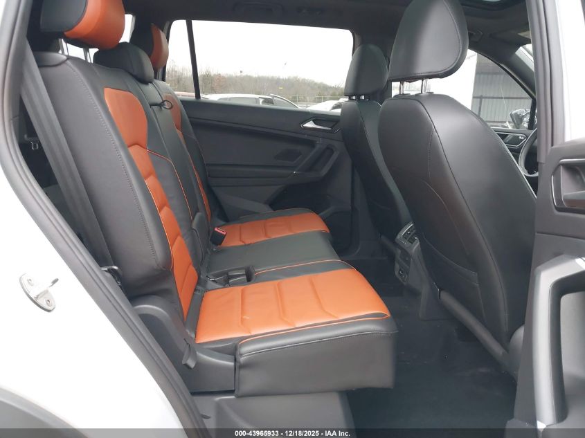 2018 Volkswagen Tiguan 2.0T Sel Premium VIN: 3VV5B7AX3JM190980 Lot: 43965933