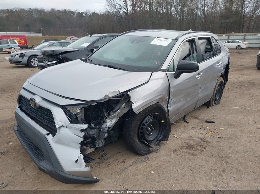 2021 TOYOTA RAV4 VIN: 2T3H1RFV1MC095811