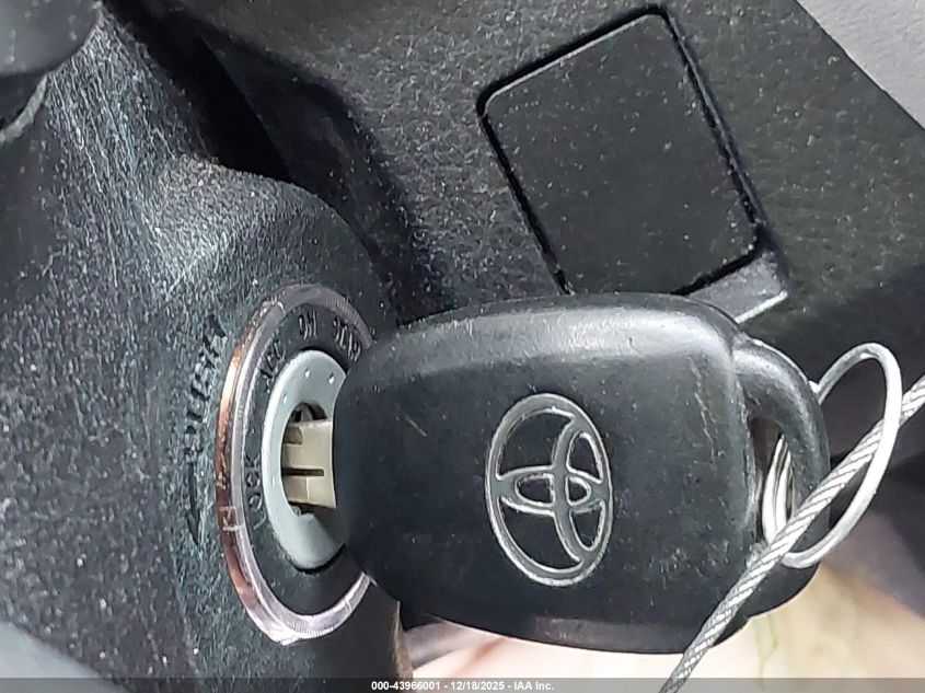 2015 Toyota Rav4 Le VIN: 2T3BFREV4FW263029 Lot: 43966001