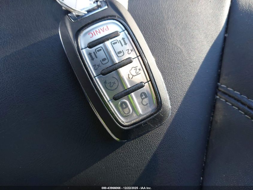 2025 Chrysler Pacifica Select VIN: 2C4RC1BG9SR555469 Lot: 43966066