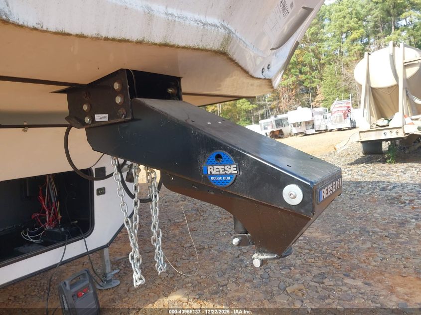 2022 Coachmen Brookstone VIN: 5ZT3BK5B0NA328192 Lot: 43966137