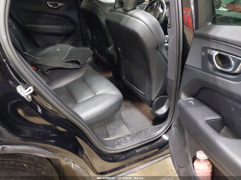 2023 Volvo Xc60 Plus Dark Theme VIN: YV4L12RW7P1288940 Lot: 43966152