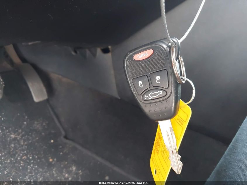 2013 Chrysler 200 Lx VIN: 1C3CCBABXDN761759 Lot: 43966224