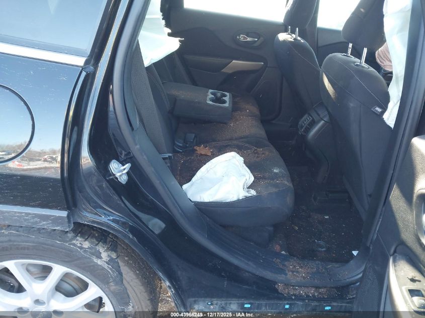 2017 Jeep Cherokee Latitude 4X4 VIN: 1C4PJMCS2HW620874 Lot: 43966249