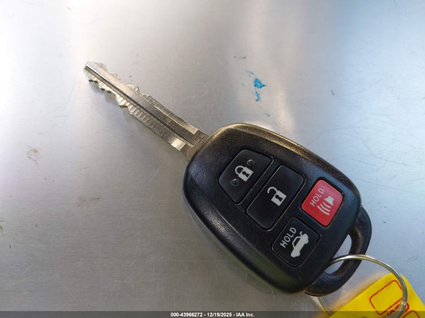 2018 Toyota Corolla Le VIN: 5YFBURHE7JP793662 Lot: 43966272