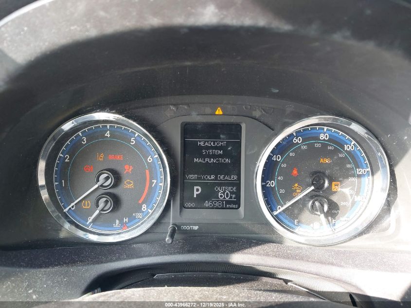 2018 Toyota Corolla Le VIN: 5YFBURHE7JP793662 Lot: 43966272