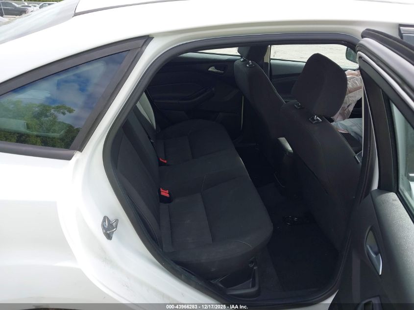 2018 Ford Focus Se VIN: 1FADP3F27JL328304 Lot: 43966283