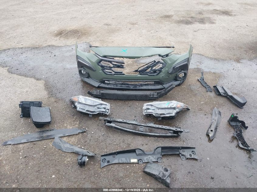 2025 Subaru Crosstrek Limited VIN: 4S4GUHM69S3701973 Lot: 43966344