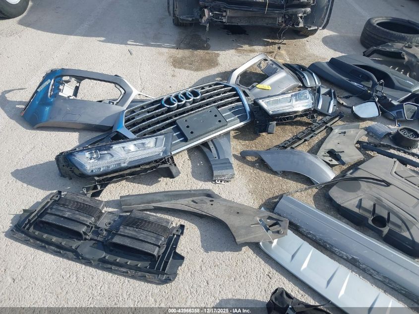 2017 Audi Q7 3.0T Premium VIN: WA1VAAF73HD010436 Lot: 43966358