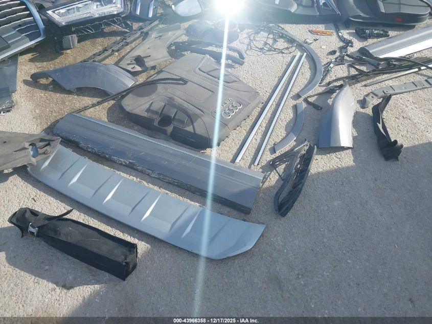 2017 Audi Q7 3.0T Premium VIN: WA1VAAF73HD010436 Lot: 43966358