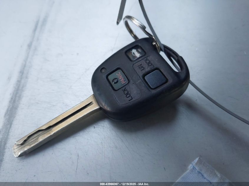 2002 Lexus Is 300 VIN: JTHBD192X20054141 Lot: 43966367