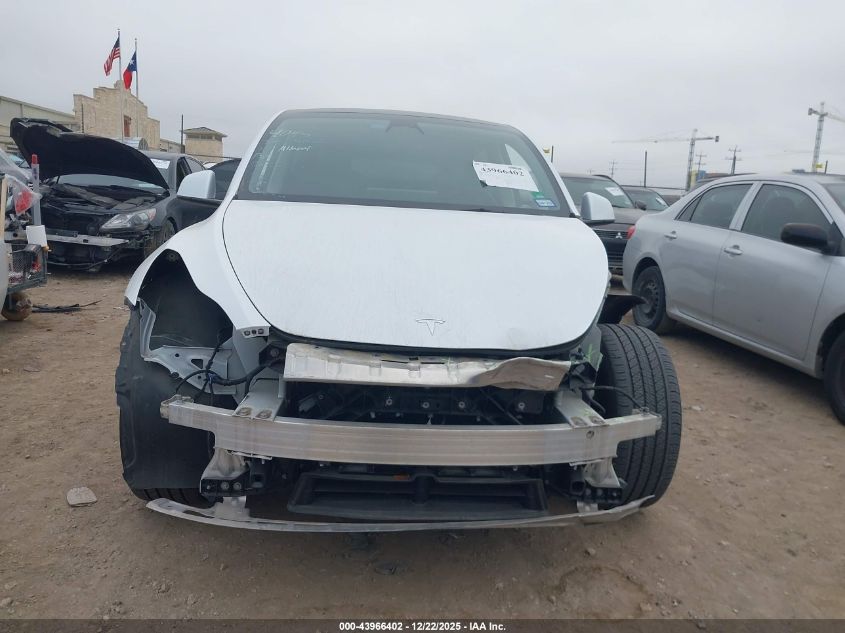 2023 Tesla Model Y Awd/Long Range Dual Motor All-Wheel Drive VIN: 7SAYGDEE8PA129657 Lot: 43966402