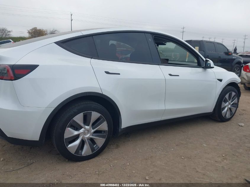 2023 Tesla Model Y Awd/Long Range Dual Motor All-Wheel Drive VIN: 7SAYGDEE8PA129657 Lot: 43966402