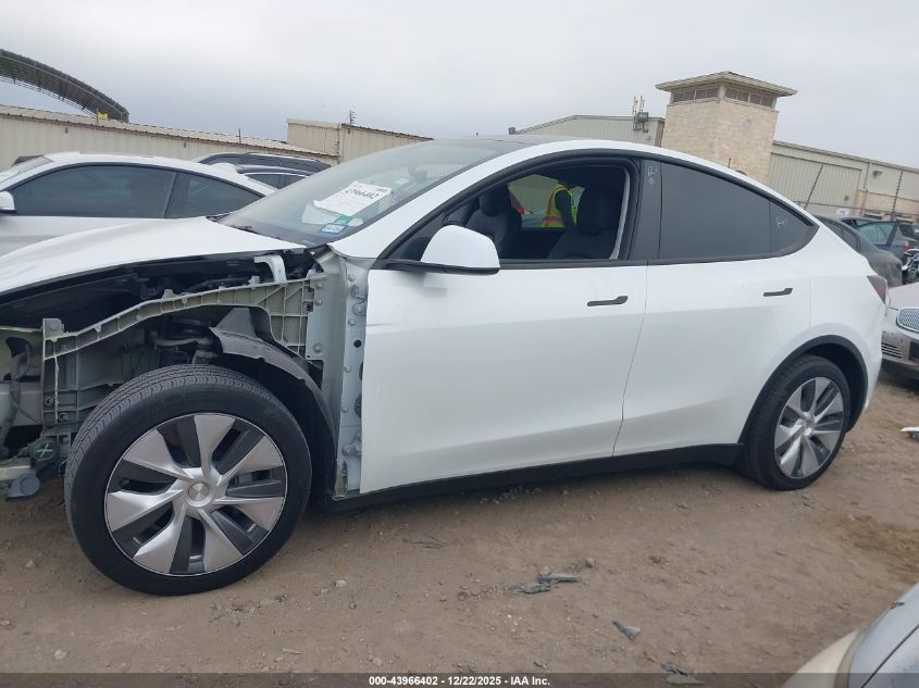2023 Tesla Model Y Awd/Long Range Dual Motor All-Wheel Drive VIN: 7SAYGDEE8PA129657 Lot: 43966402