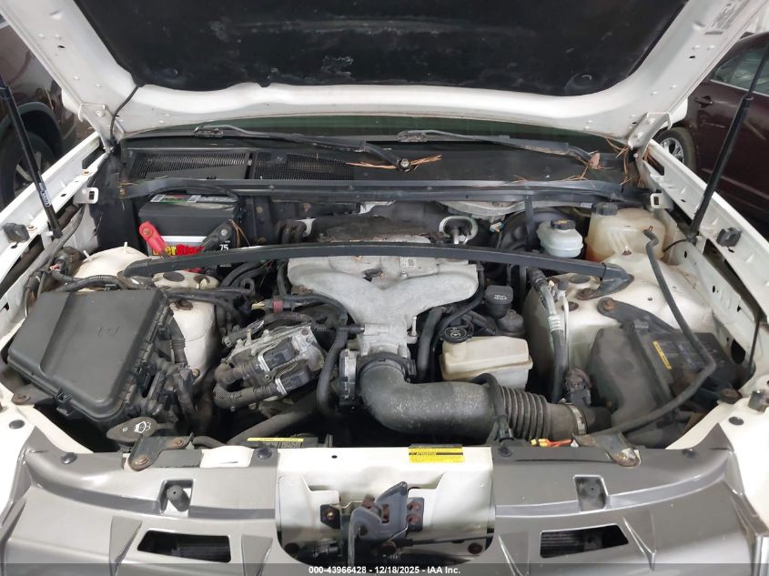 2004 Cadillac Srx Standard VIN: 1GYEE637240164031 Lot: 43966428