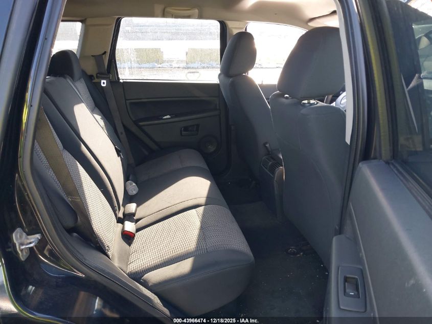 2008 Jeep Grand Cherokee Laredo VIN: 1J8GR48KX8C165638 Lot: 43966474