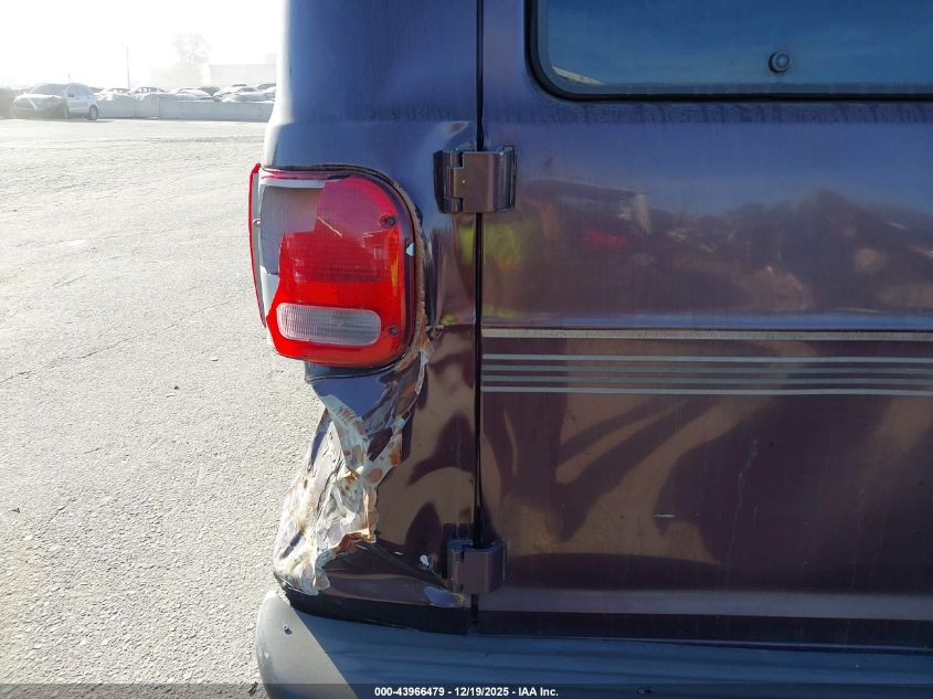 2000 Dodge Ram Van 1500 Conversion VIN: 2B6HB11Y0YK173281 Lot: 43966479