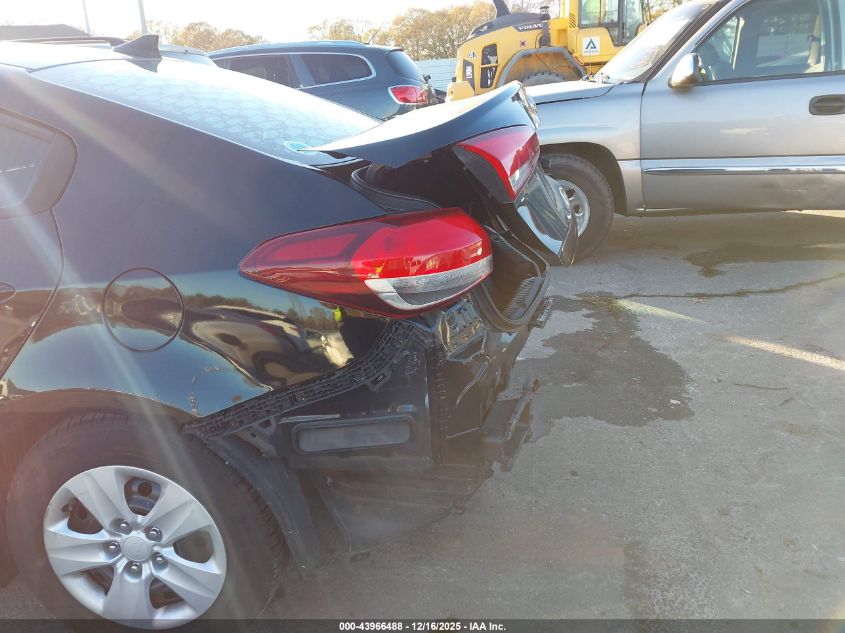 2018 Kia Forte Lx VIN: 3KPFK4A78JE183230 Lot: 43966488