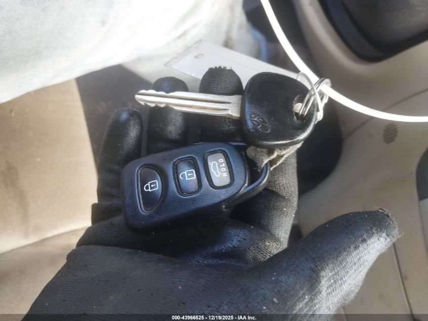 2010 Hyundai Elantra Gls VIN: KMHDU4AD1AU195109 Lot: 43966525