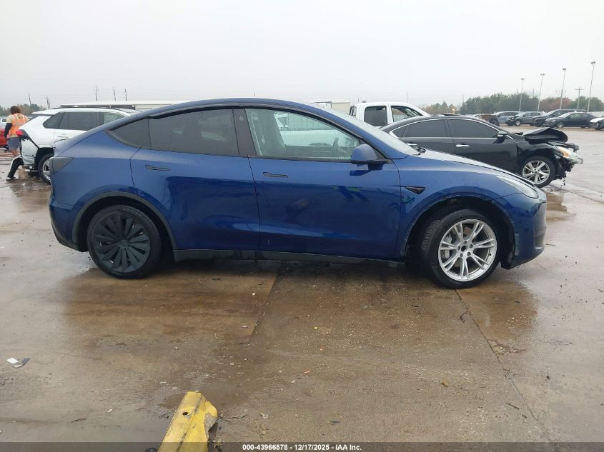 2024 Tesla Model Y Long Range Dual Motor All-Wheel Drive/Rwd VIN: 7SAYGDED7RF045844 Lot: 43966578