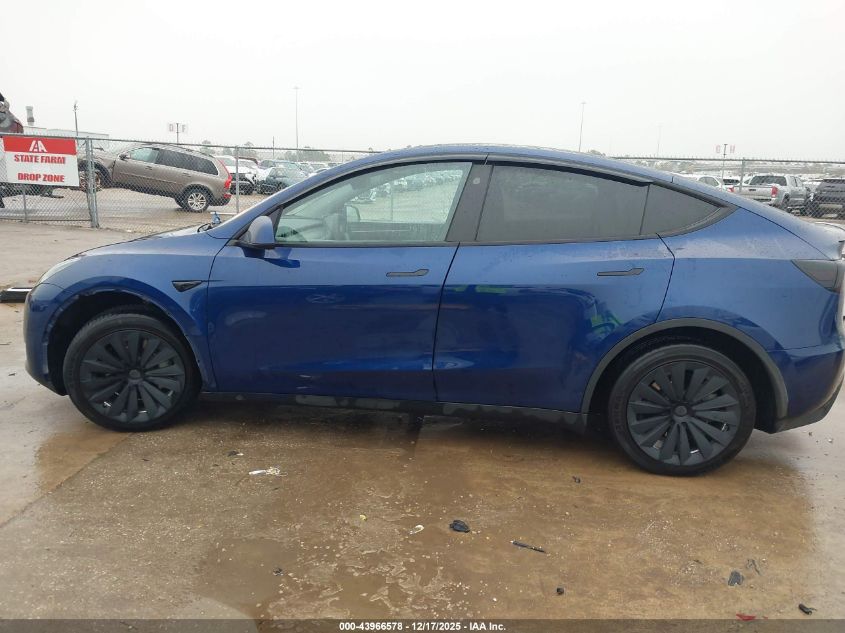2024 Tesla Model Y Long Range Dual Motor All-Wheel Drive/Rwd VIN: 7SAYGDED7RF045844 Lot: 43966578