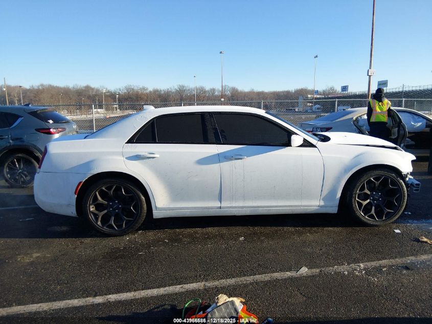 2019 Chrysler 300 300S VIN: 2C3CCABG0KH682658 Lot: 43966586