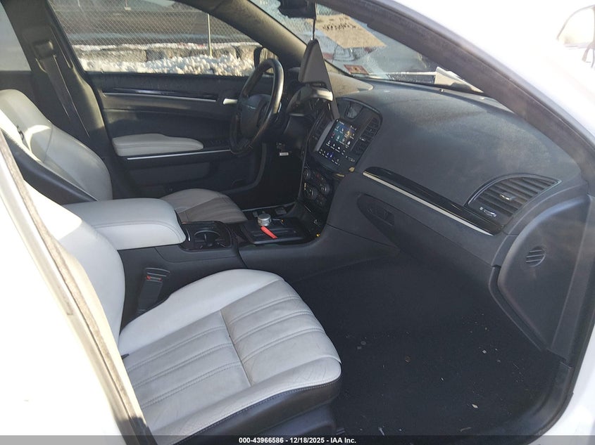 2019 Chrysler 300 300S