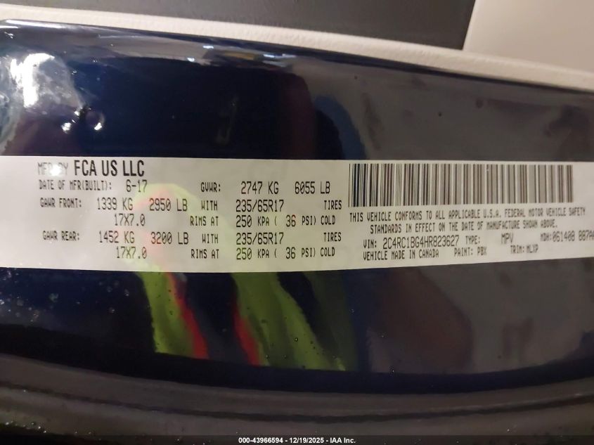 2017 Chrysler Pacifica Touring-L VIN: 2C4RC1BG4HR823627 Lot: 43966594