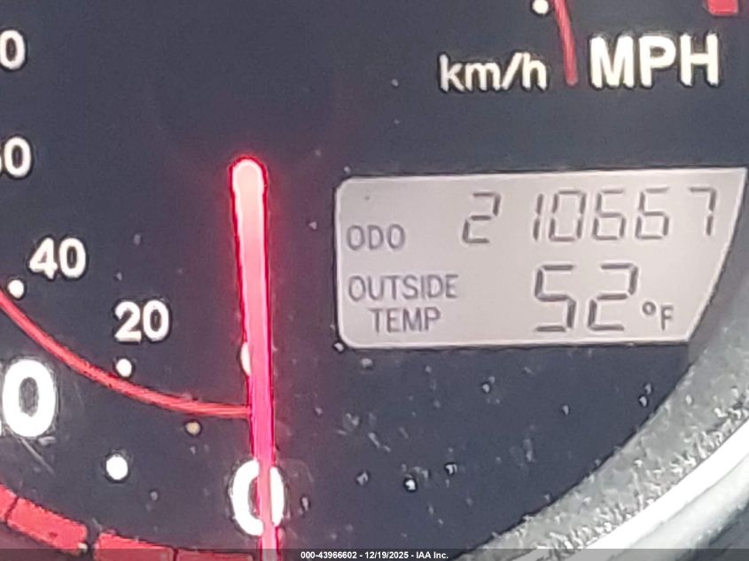 2006 Toyota Matrix Xr VIN: 2T1LR32E96C562460 Lot: 43966602