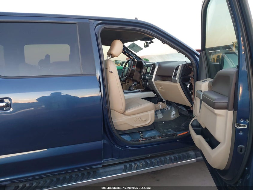 VIN 1FTEW1C41KKE50451 2019 FORD F-150 LARIAT