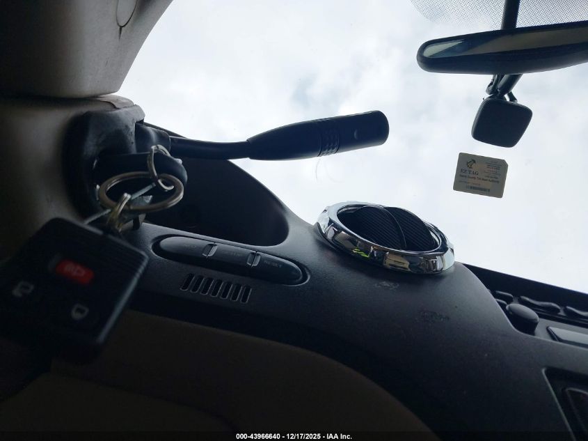 2005 Ford Expedition Eddie Bauer/King Ranch VIN: 1FMFU17555LA12698 Lot: 43966640