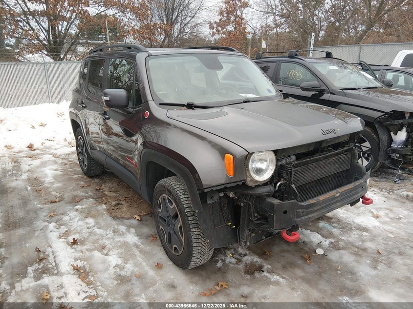 ZACCJBCT1GPD83432 2016 Jeep Renegade Trailhawk auction photo 1